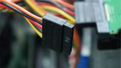 聯(lián)樂(lè)小編教您如何正確安裝SSD固態(tài)硬盤(pán)?