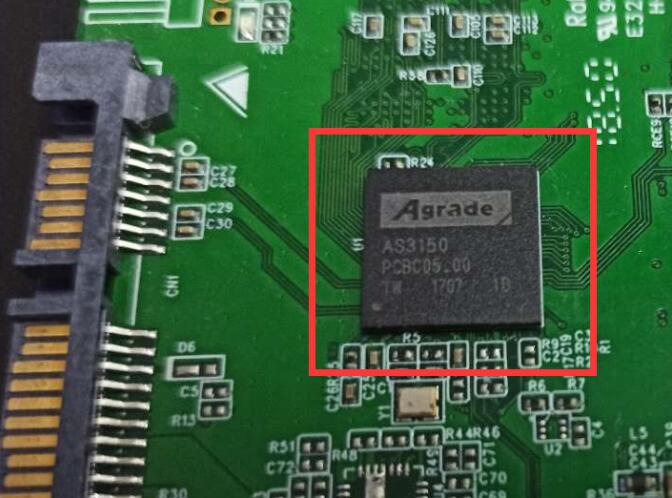 我們如何選擇一款好的工業級固態硬盤？